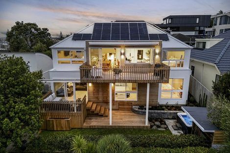 Photo of property in 2/37 Prospect Terrace, Milford, Auckland, 0620