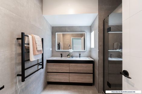 Photo of property in 3 Riroriro Road, Hobsonville, Auckland, 0616