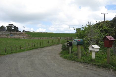 Photo of property in 52 Fork Road, Kumeu, 0891