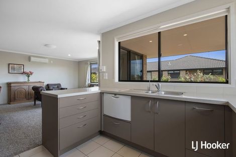 Photo of property in 33 Malta Crescent, Katikati, 3129