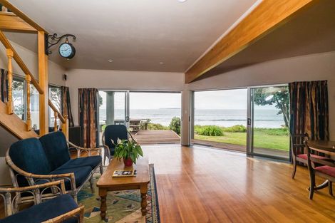 Photo of property in 131 Karewa Parade, Papamoa Beach, Papamoa, 3118