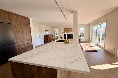Photo of property in 127 Pah Road, Cockle Bay, Auckland, 2014