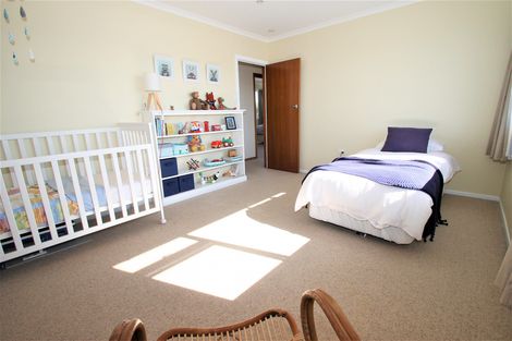 Photo of property in 18 Carlyle Road, Mosgiel, 9024