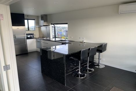 Photo of property in 1/2 Beatrice Avenue, Hillcrest, Auckland, 0627