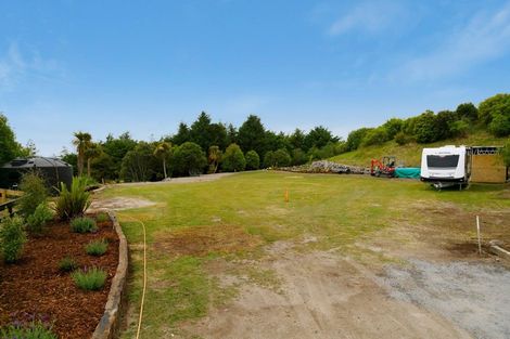 Photo of property in 124 Highland Drive, Acacia Bay, Taupo, 3385