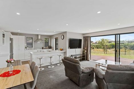 Photo of property in 5 Koreke Lane, Halswell, Christchurch, 8025