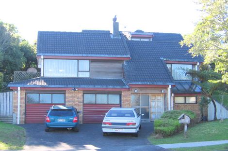 Photo of property in 18 Goodwood Drive, Goodwood Heights, Auckland, 2105