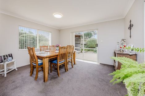 Photo of property in 28 Moss Crescent, Takanini, 2112