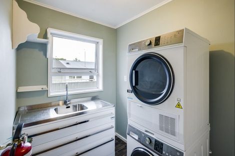 Photo of property in 74 Leicester Avenue, Tamatea, Napier, 4112