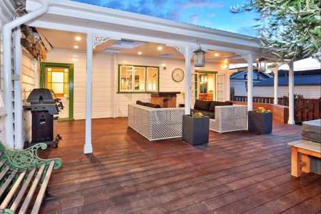 Photo of property in 16 Domett Street, Whataupoko, Gisborne, 4010