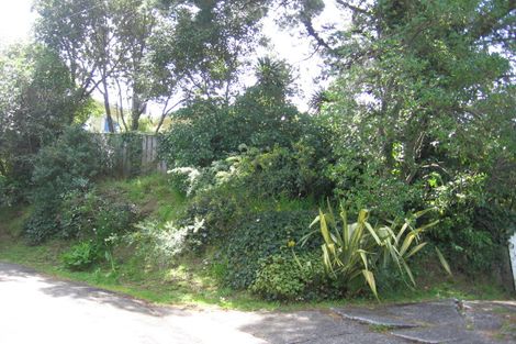 Photo of property in 2 Kohima Drive, Khandallah, Wellington, 6035