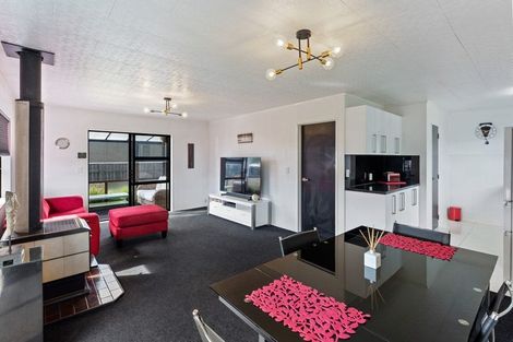 Photo of property in 14 Hurley Road, Paraparaumu Beach, Paraparaumu, 5032