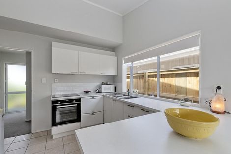 Photo of property in 97a Tiroroa Avenue, Te Atatu South, Auckland, 0610