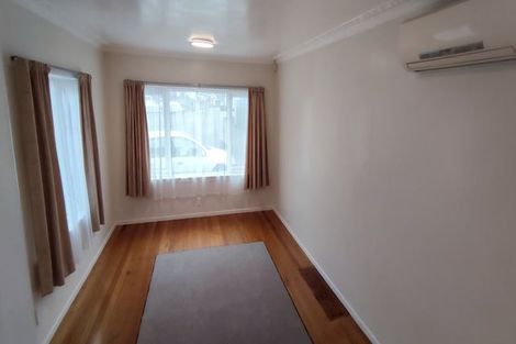 Photo of property in 9a Pukeroa Place, Papakura, 2110