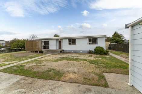 Photo of property in 17 Antimony Crescent, Cromwell, 9310