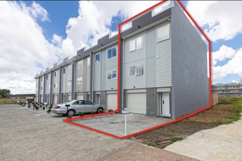 Photo of property in 85 Bordeaux Parade, Te Atatu South, Auckland, 0610