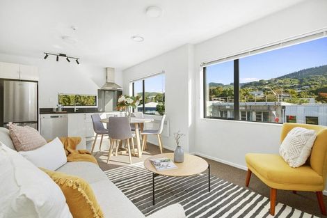 Photo of property in 3/232 Main Road, Tawa, Wellington, 5028