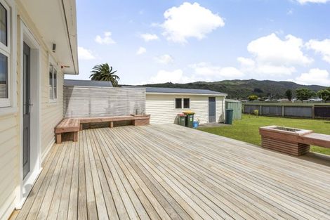 Photo of property in 28 Russell Road, Wainuiomata, Lower Hutt, 5014