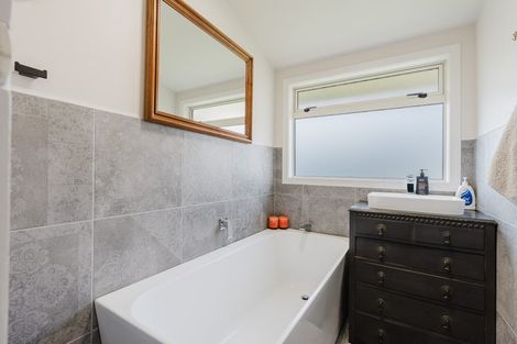 Photo of property in 26 Thomson Avenue, Dinsdale, Hamilton, 3204