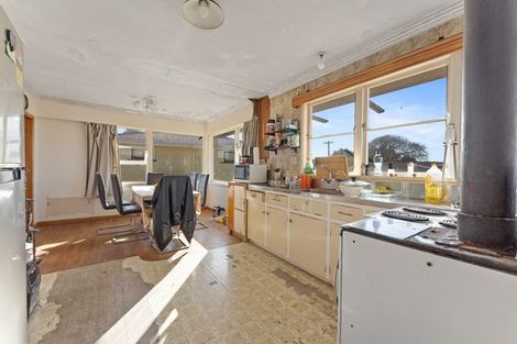 Photo of property in 76 Conway Road, Eltham, 4322