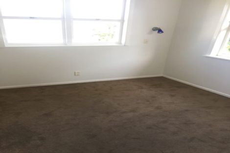 Photo of property in 23 Sheridan Drive, New Lynn, Auckland, 0600