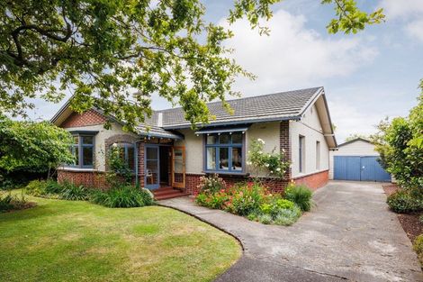 Photo of property in 7 Saint Johns Avenue, Palmerston North, 4414