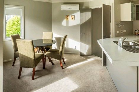 Photo of property in 5 Fiordland Place, Aotea, Porirua, 5024