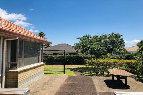Photo of property in 25 Mission View Drive, Northpark, Auckland, 2013