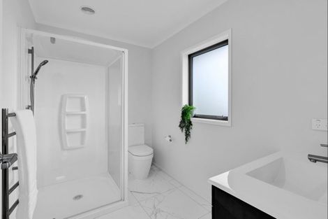 Photo of property in 23 Garrett Drive, Whalers Gate, New Plymouth, 4310