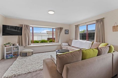 Photo of property in 51a Collins Road, Melville, Hamilton, 3206