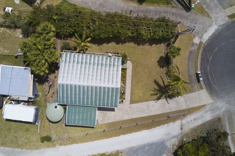 Photo of property in 50 Paradise Road, Coopers Beach, 0420