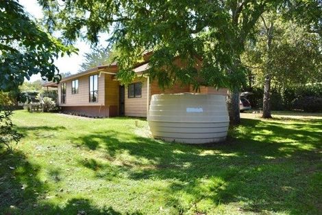 Photo of property in 32 Wi Pere Street, Manakau, 5573