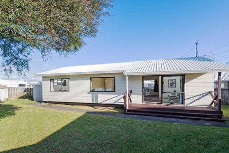 Photo of property in 1/27 Aeronautic Road, Takanini, 2112