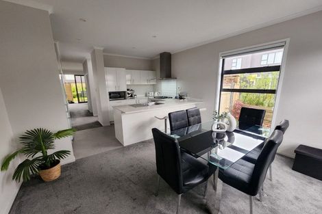 Photo of property in 20 Wai Place, Westgate, Auckland, 0614