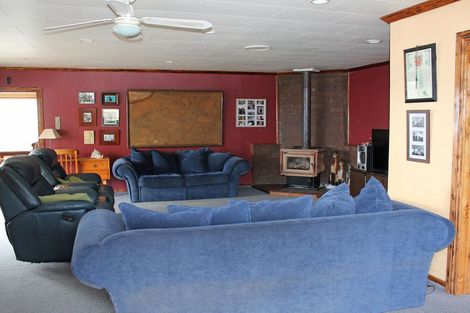 Photo of property in 21 Mersey Street, South Hill, Oamaru, 9400