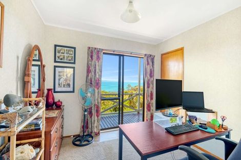 Photo of property in 24 Bay View Road, Cable Bay, 0420