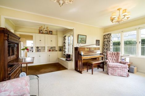 Photo of property in 141 Victoria Street, Cambridge, 3434