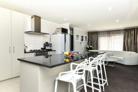 Photo of property in 8/19 Abbotsford Street, Whitiora, Hamilton, 3200