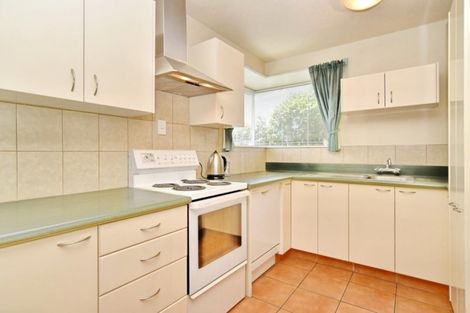 Photo of property in 1/35 Laing Crescent, Heathcote Valley, Christchurch, 8022