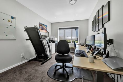 Photo of property in 17 Honeyfield Drive, Whalers Gate, New Plymouth, 4310