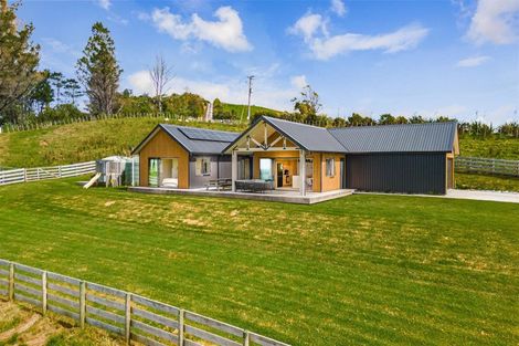 Photo of property in 1250 Kaipara Hills Road, Kaipara Flats, Warkworth, 0984