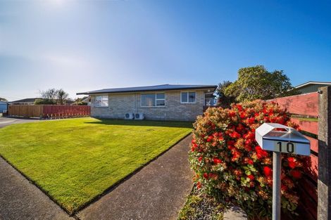 Photo of property in 10 Davidson Street, Hawera, 4610