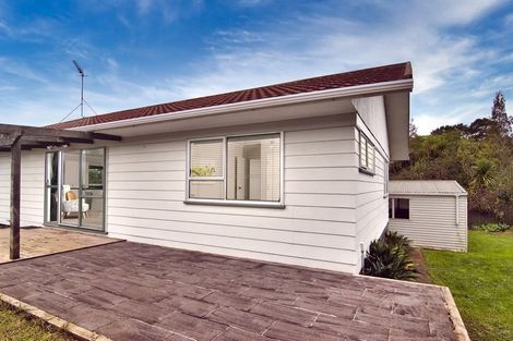 Photo of property in 16 Mile Place, Henderson, Auckland, 0612