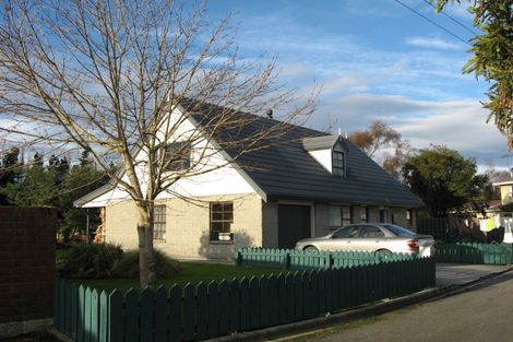 Photo of property in 2 Cherry Lane, Milton, 9220