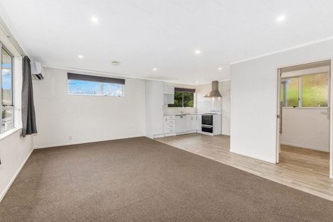 Photo of property in 2/7 Venus Place, Whitby, Porirua, 5024