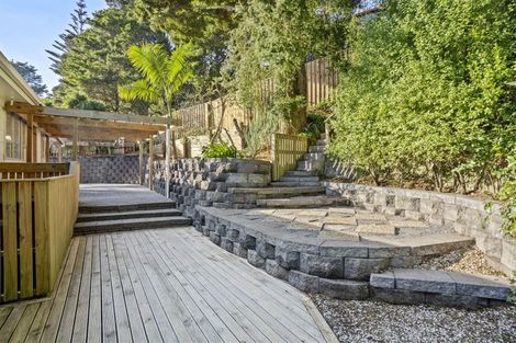 Photo of property in 18 Vonnell Place, Birkdale, Auckland, 0626