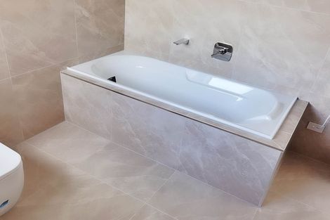 Photo of property in 98 Cardiff Road, Pakuranga, Auckland, 2010