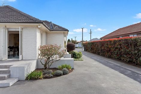 Photo of property in 9 Solway Avenue, Ilam, Christchurch, 8041