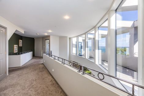 Photo of property in 82 Hadfield Street, Beach Haven, Auckland, 0626