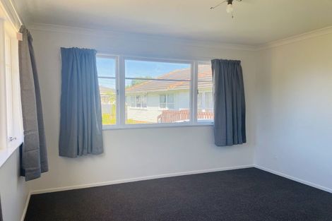 Photo of property in 79 Dale Crescent, Pakuranga, Auckland, 2010